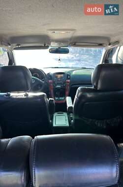 Внедорожник / Кроссовер Lexus RX 2000 в 