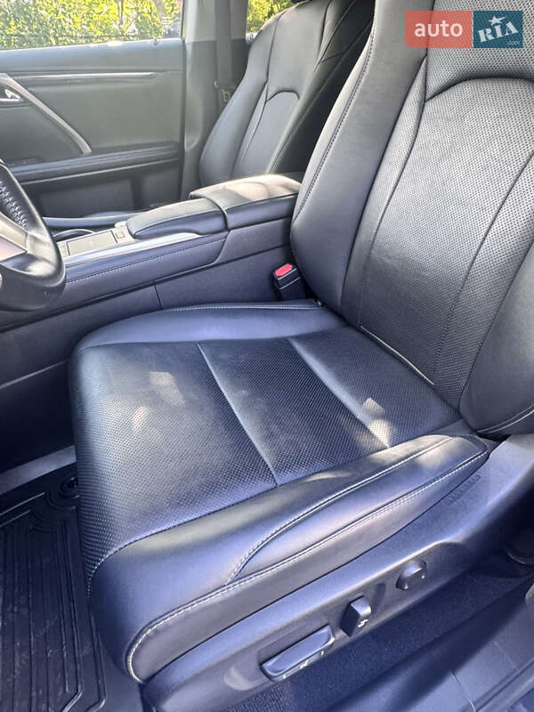 Внедорожник / Кроссовер Lexus RX 2020 в Одессе