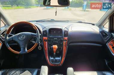 Внедорожник / Кроссовер Lexus RX 2002 в 