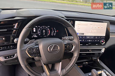 Внедорожник / Кроссовер Lexus RX 2023 в 