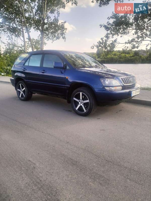Внедорожник / Кроссовер Lexus RX 2002 в Василькове