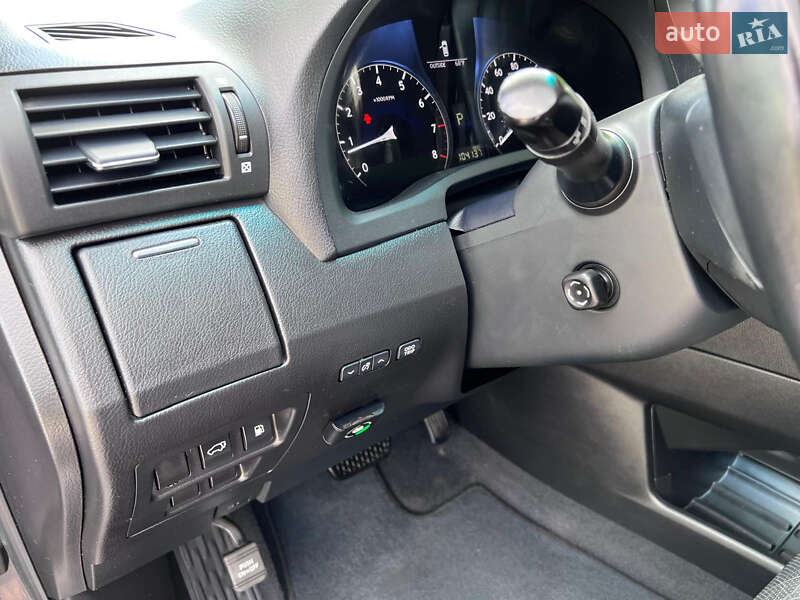 Внедорожник / Кроссовер Lexus RX 2010 в Турке