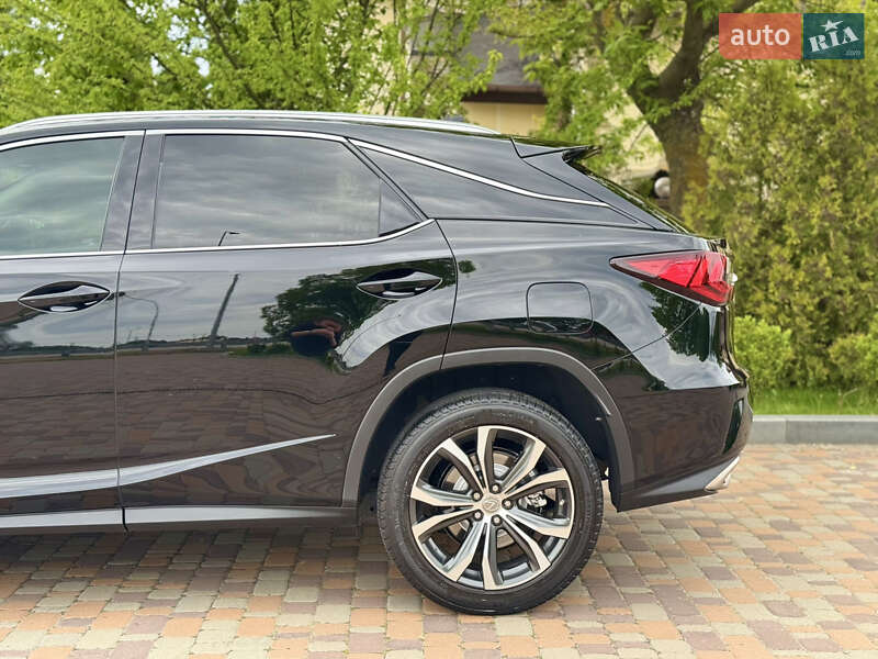 Позашляховик / Кросовер Lexus RX 2017 в Києві