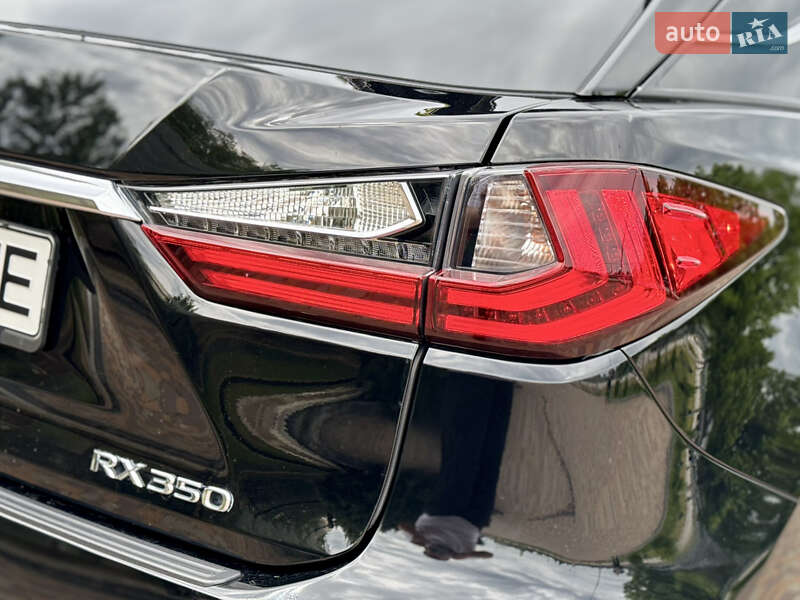 Позашляховик / Кросовер Lexus RX 2017 в Києві
