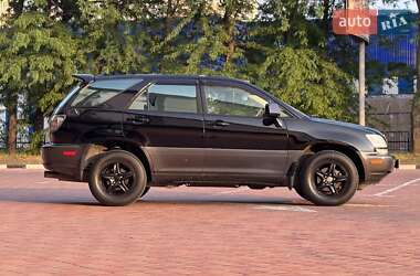 Внедорожник / Кроссовер Lexus RX 2001 в 