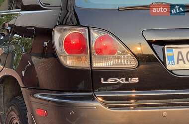 Внедорожник / Кроссовер Lexus RX 2001 в 