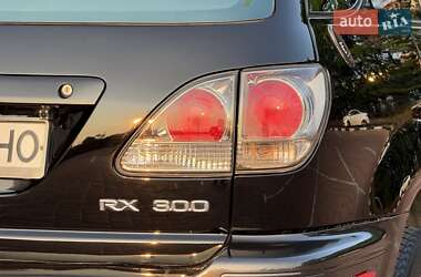 Внедорожник / Кроссовер Lexus RX 2001 в 