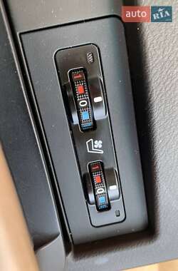 Внедорожник / Кроссовер Lexus RX 2010 в 