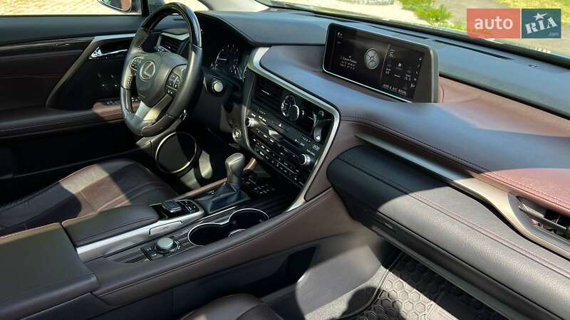 Позашляховик / Кросовер Lexus RX 2016 в Львові