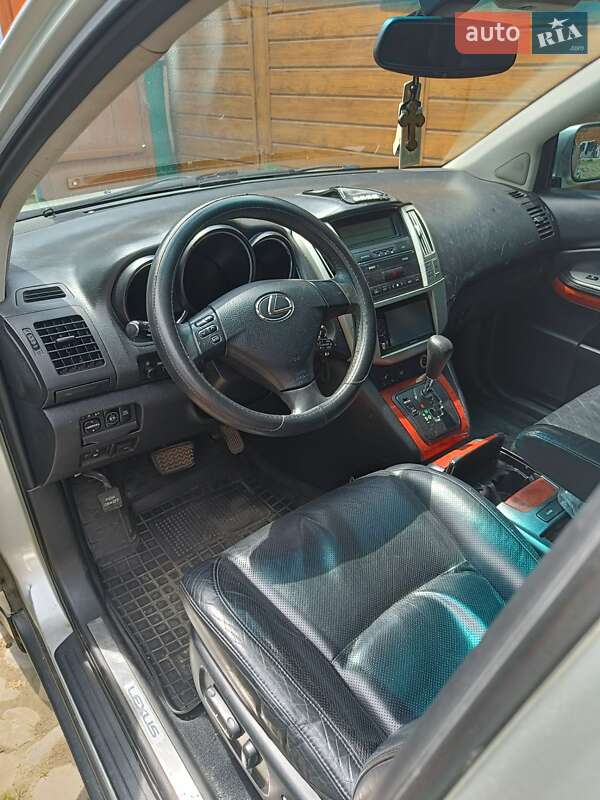 Внедорожник / Кроссовер Lexus RX 2005 в Косове