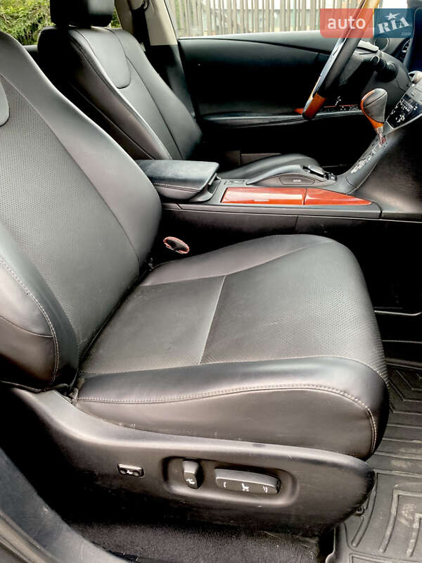Позашляховик / Кросовер Lexus RX 2011 в Чернівцях фото 16 Позашляховик / Кросовер Lexus RX 2011 в Чернівцях