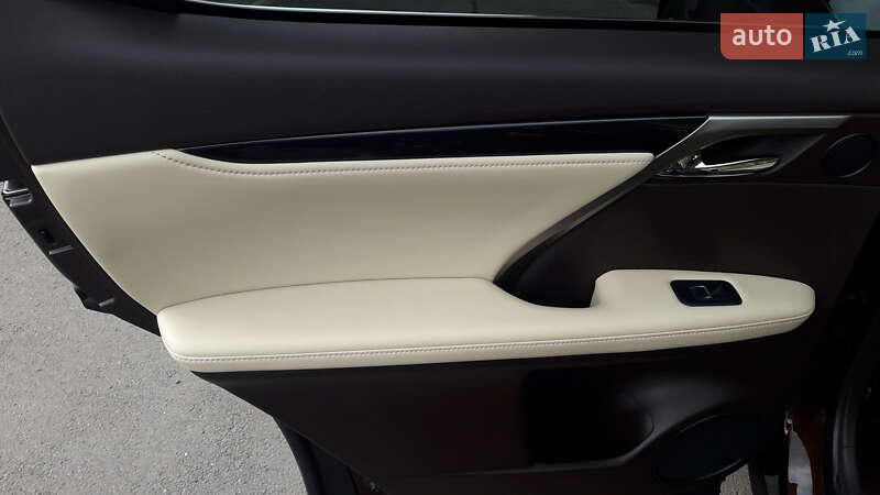 Внедорожник / Кроссовер Lexus RX 2016 в Киеве фото 36 Внедорожник / Кроссовер Lexus RX 2016 в Киеве