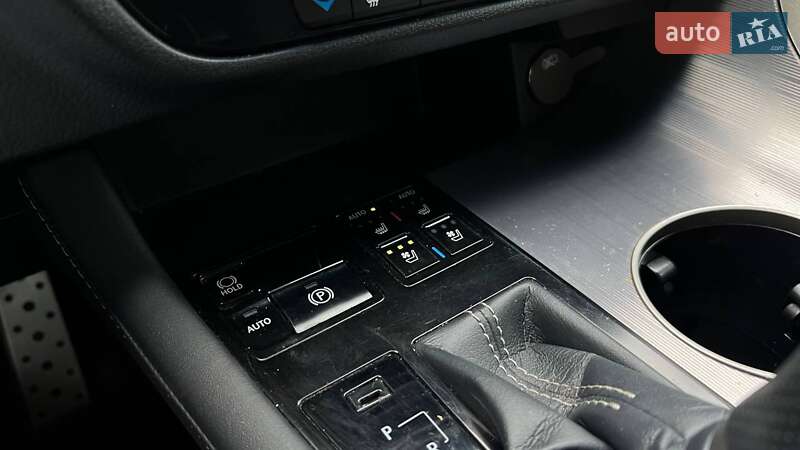 Внедорожник / Кроссовер Lexus RX 2017 в Львове