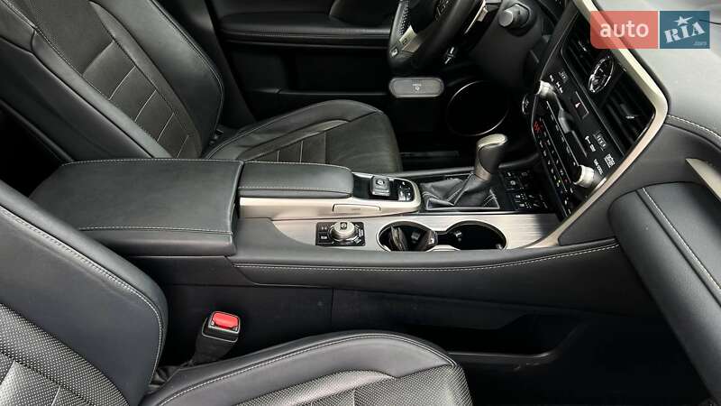 Внедорожник / Кроссовер Lexus RX 2017 в Львове