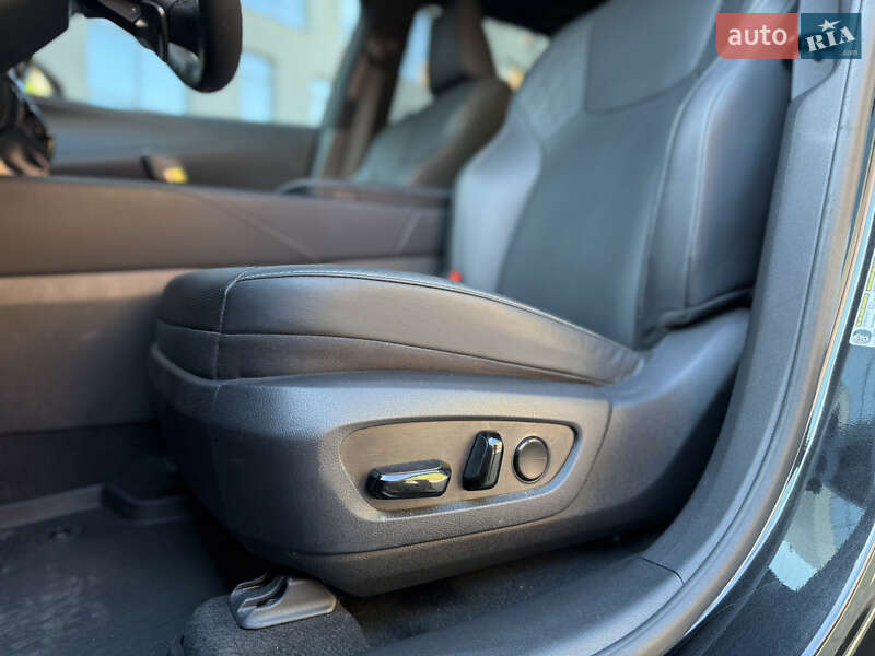 Внедорожник / Кроссовер Lexus RX 2024 в Львове