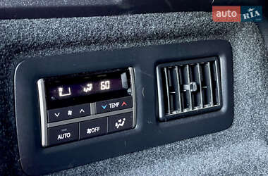 Внедорожник / Кроссовер Lexus RX 2019 в 