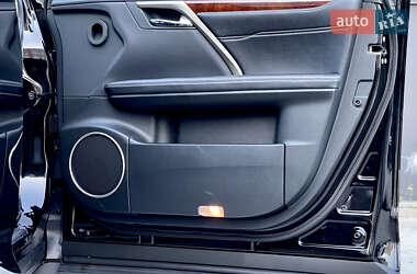 Внедорожник / Кроссовер Lexus RX 2019 в 