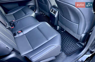 Внедорожник / Кроссовер Lexus RX 2019 в 