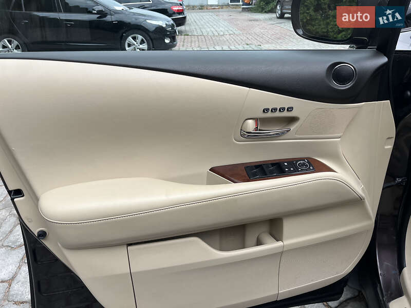 Внедорожник / Кроссовер Lexus RX 2015 в Белой Церкви