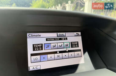 Позашляховик / Кросовер Lexus RX 2011 в 