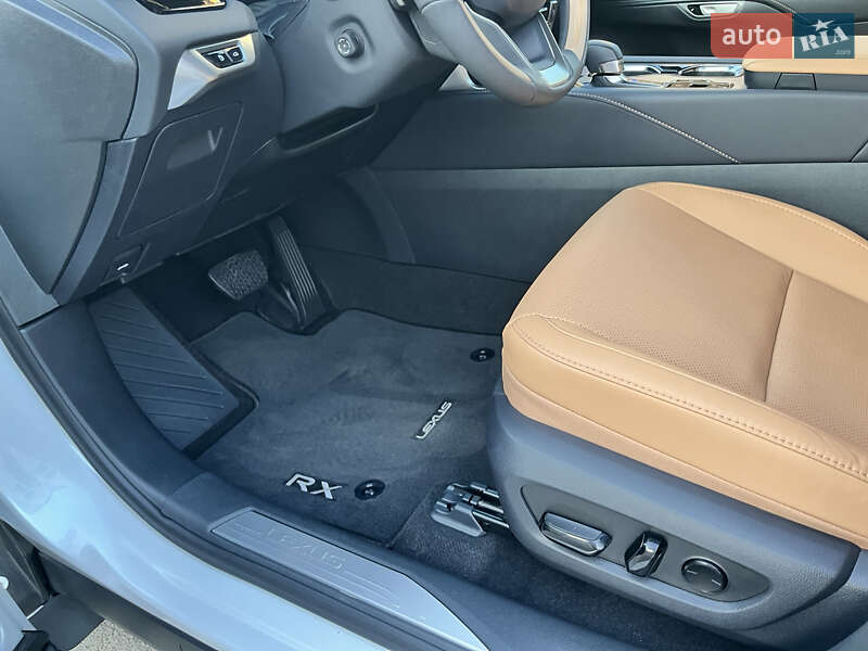 Внедорожник / Кроссовер Lexus RX 2024 в Василькове