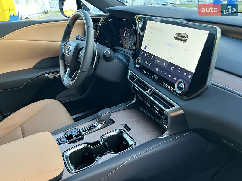 Внедорожник / Кроссовер Lexus RX 2024 в Василькове