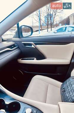 Позашляховик / Кросовер Lexus RX 2019 в 