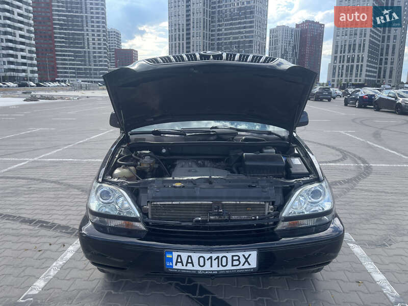 Внедорожник / Кроссовер Lexus RX 2000 в Киеве