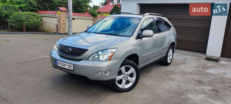 Внедорожник / Кроссовер Lexus RX 2005 в 