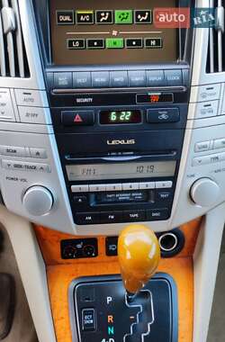 Внедорожник / Кроссовер Lexus RX 2005 в 