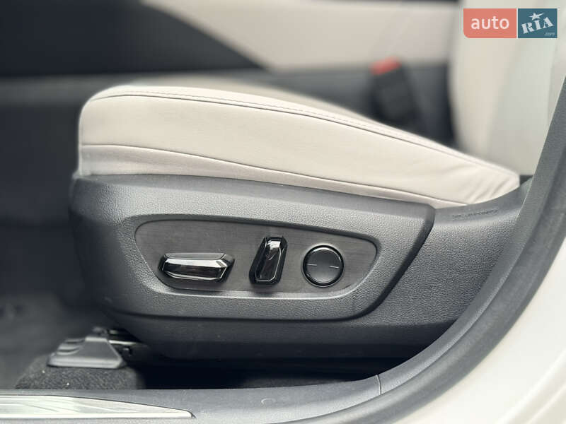 Внедорожник / Кроссовер Lexus RX 2024 в Киеве