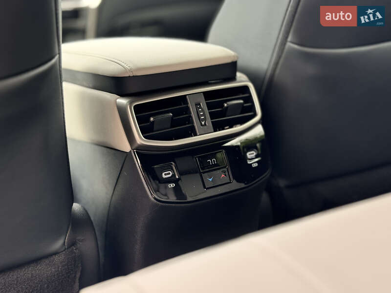 Внедорожник / Кроссовер Lexus RX 2024 в Киеве