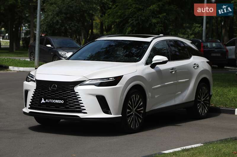 Lexus RX 2023