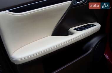 Позашляховик / Кросовер Lexus RX 2017 в 