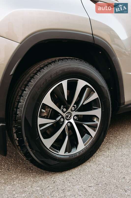 Внедорожник / Кроссовер Lexus RX 2021 в Тернополе