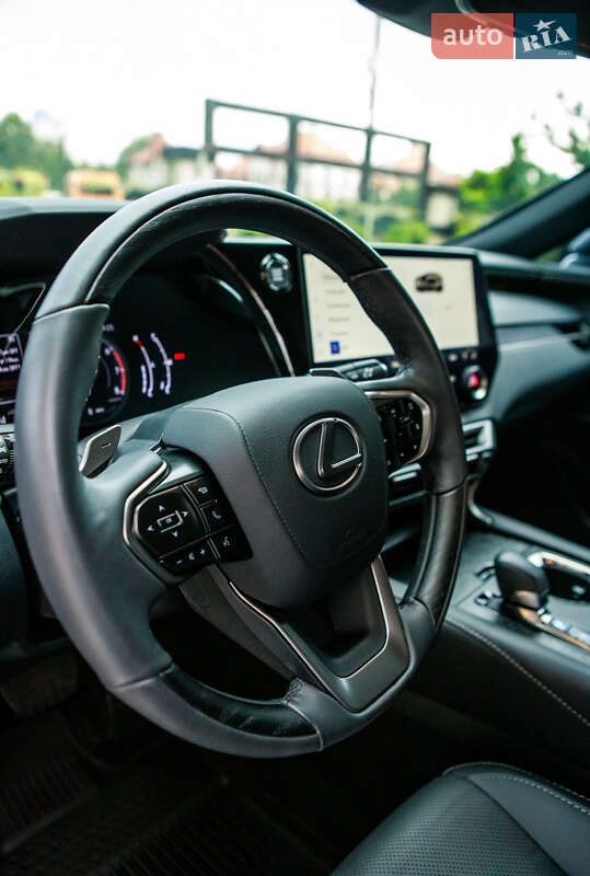 Позашляховик / Кросовер Lexus RX 2024 в Шептицькому
