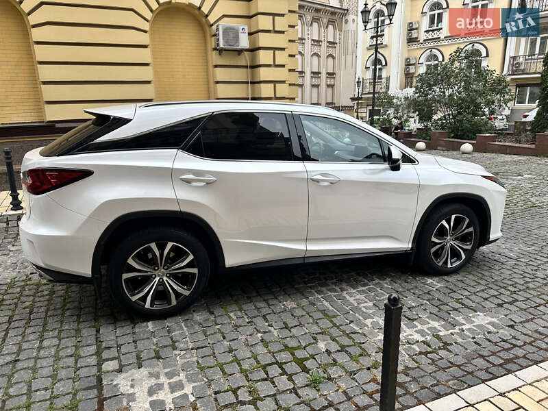 Внедорожник / Кроссовер Lexus RX 2016 в Киеве