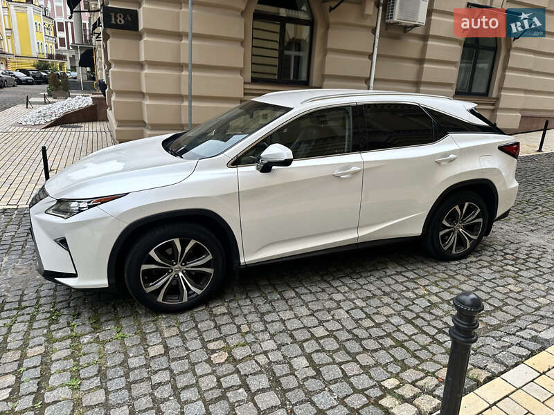 Внедорожник / Кроссовер Lexus RX 2016 в Киеве