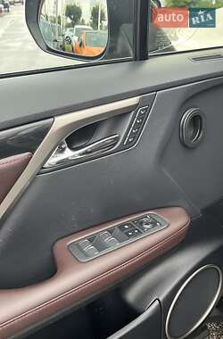 Внедорожник / Кроссовер Lexus RX 2021 в 