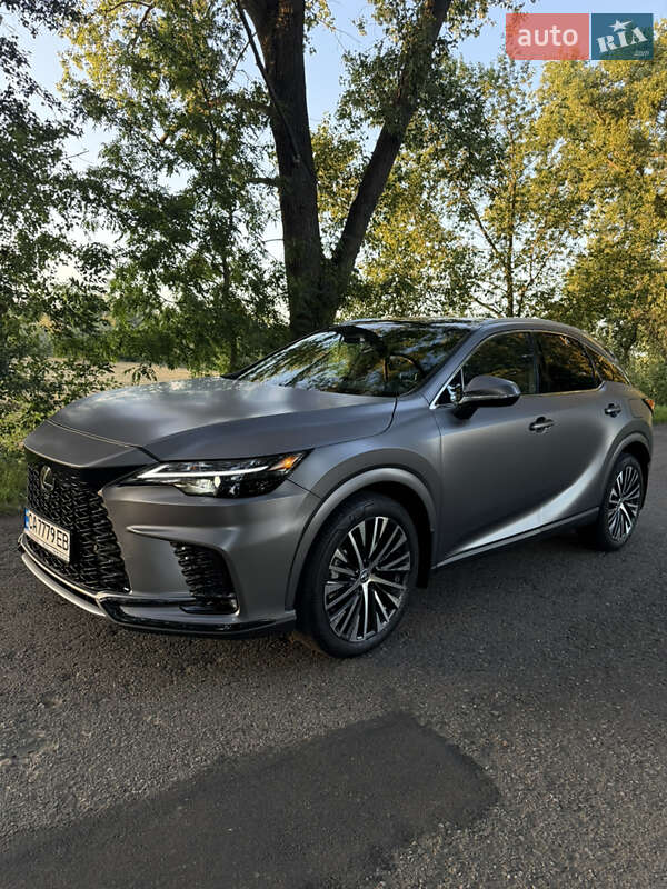 Lexus RX 2023