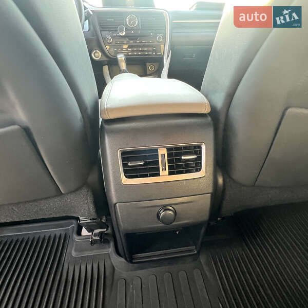 Внедорожник / Кроссовер Lexus RX 2017 в Арцизе