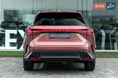 Внедорожник / Кроссовер Lexus RX 2022 в 