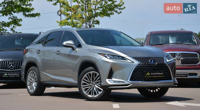Lexus RX 2021