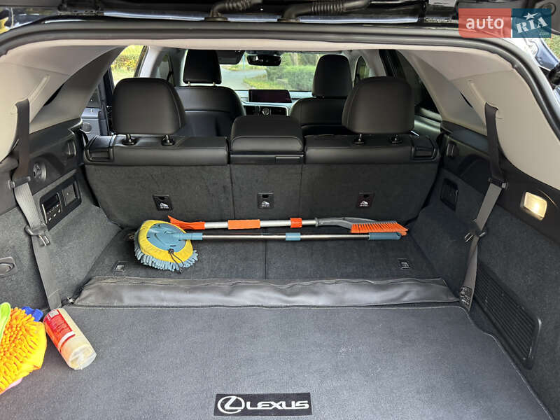 Внедорожник / Кроссовер Lexus RX 2018 в Днепре