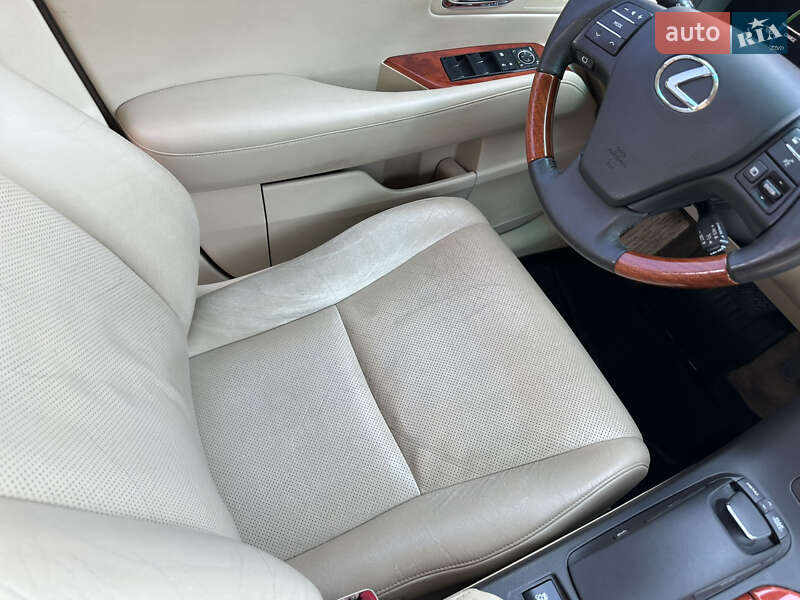 Позашляховик / Кросовер Lexus RX 2010 в Києві