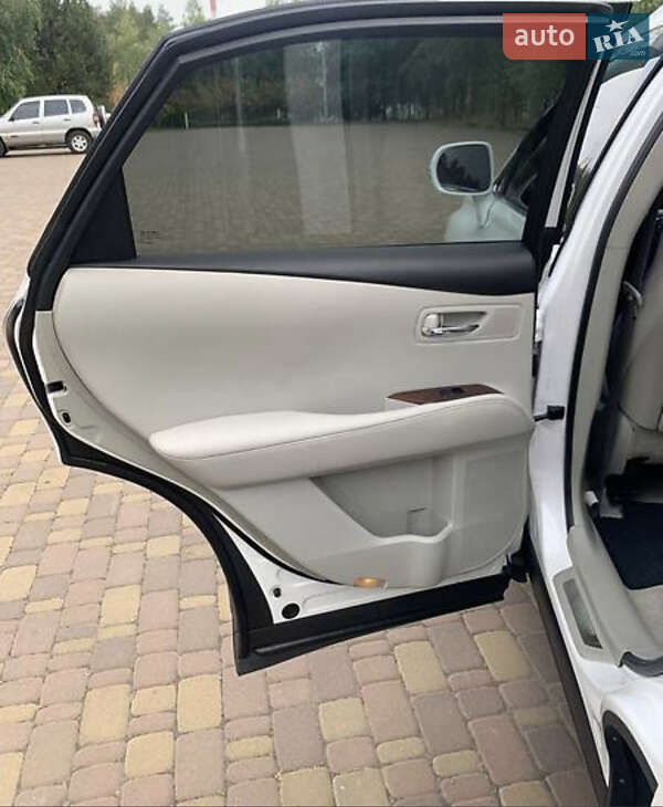 Позашляховик / Кросовер Lexus RX 2010 в Харкові