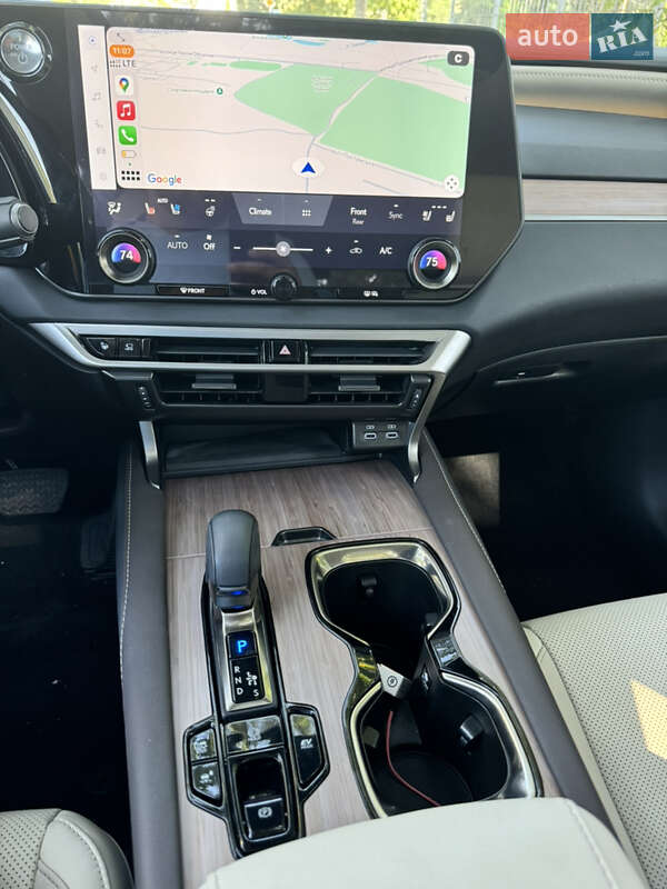 Позашляховик / Кросовер Lexus RX 2023 в Києві