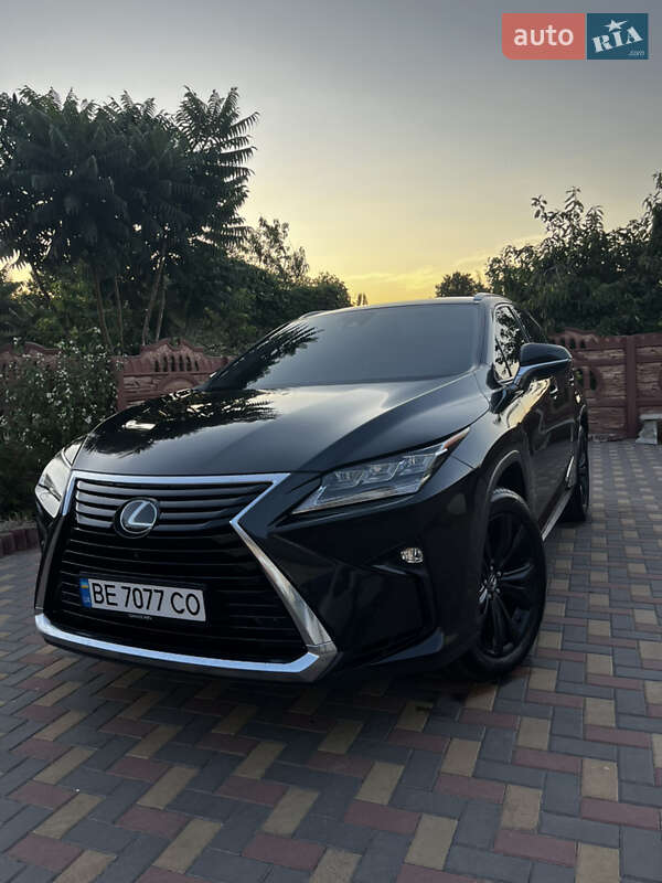 Внедорожник / Кроссовер Lexus RX 2018 в Первомайске