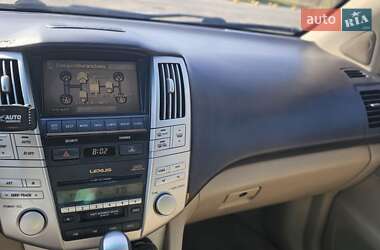 Позашляховик / Кросовер Lexus RX 2006 в 
