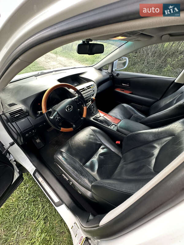 Внедорожник / Кроссовер Lexus RX 2011 в Умани